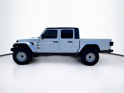 Used 2022 Jeep Gladiator Sport AWD/4WD image 7