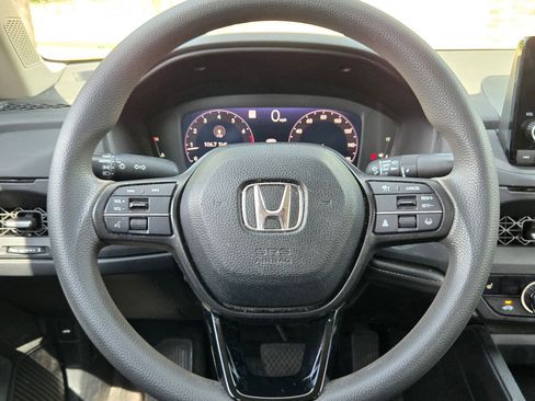 Certified 2023 Honda Accord EX image 20
