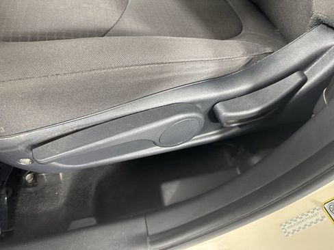 Used 2012 Kia Soul FWD image 18
