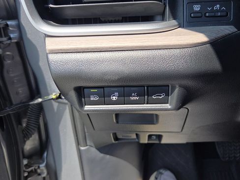 Used 2026 Toyota Grand Highlander AWD Hybrid image 26