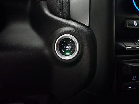 Used 2019 Chevrolet Silverado 1500 LT w/ Convenience Package image 30