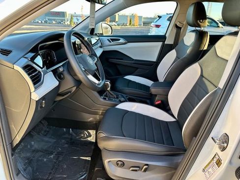 New 2026 Volkswagen Taos SEL AWD/4WD image 12