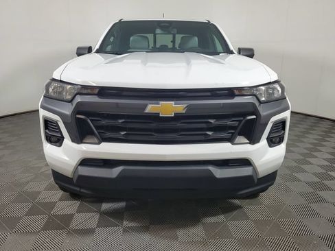 Used 2023 Chevrolet Colorado LT w/ LT Convenience Package II RWD image 2