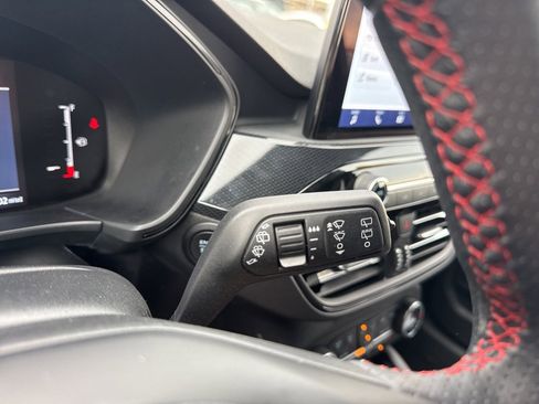 Used 2025 Ford Escape ST-Line Select image 14