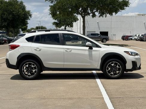 Used 2019 Subaru Crosstrek 2.0i Premium AWD/4WD image 3