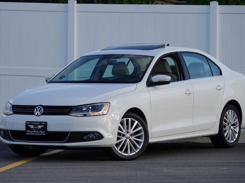 Used 2013 Volkswagen Jetta TDI FWD image 36