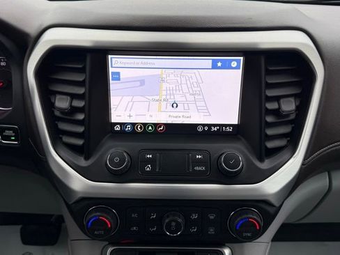 Used 2023 GMC Acadia SLT image 40