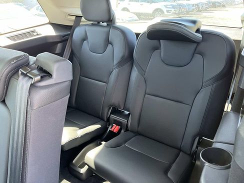 Used 2023 Volvo XC90 B6 Plus w/ Protection Package Premier image 21