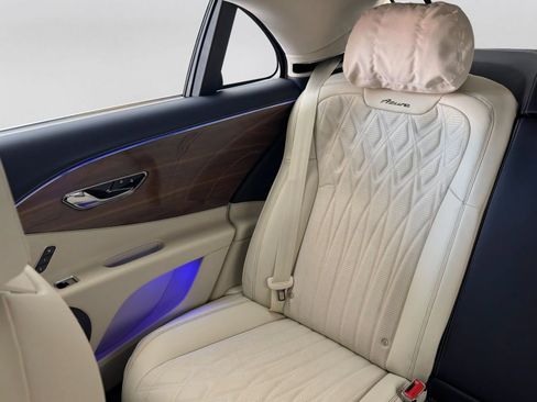 New 2026 Bentley Flying Spur Azure AWD/4WD image 17