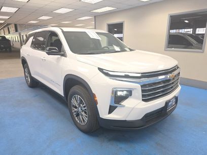 New 2027 Chevrolet Traverse LT w/ Driver Confidence Package