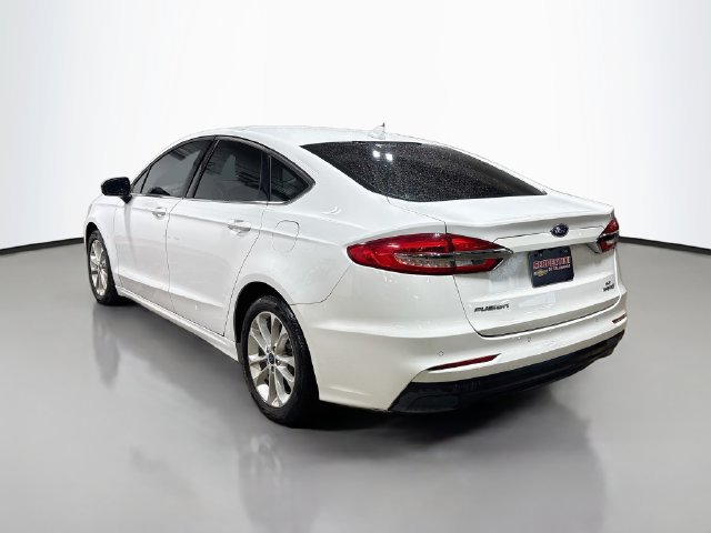 Used 2019 Ford Fusion SE FWD image 9