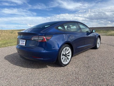 Used 2022 Tesla Model 3 Long Range image 5