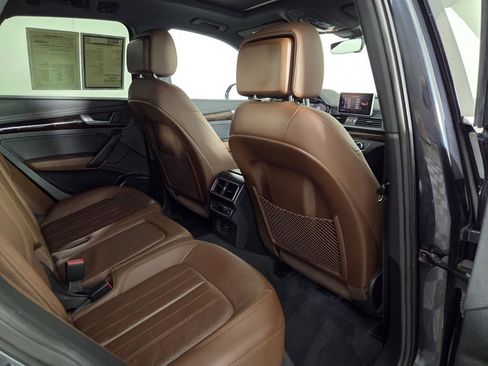 Used 2018 Audi Q5 2.0T Premium Plus w/ Premium Plus Package image 27