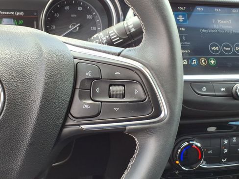 Certified 2023 Buick Encore GX Preferred w/ Cold Weather Comfort Package FWD image 19
