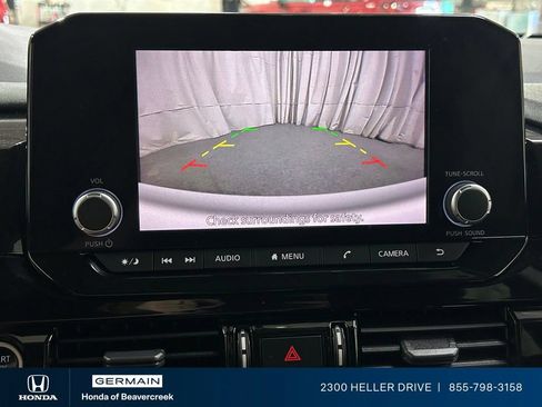Used 2022 Nissan Pathfinder SV AWD/4WD image 23