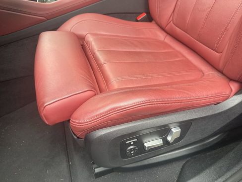 Used 2021 BMW X6 xDrive40i image 7