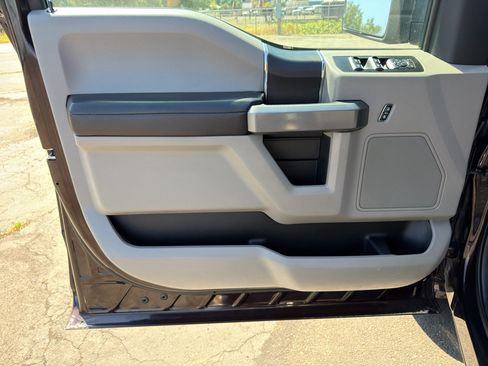 Used 2018 Ford F150 XLT AWD/4WD image 20