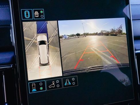 New 2026 GMC Yukon XL Denali image 24