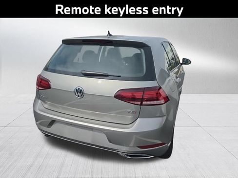 Used 2018 Volkswagen Golf S FWD image 5