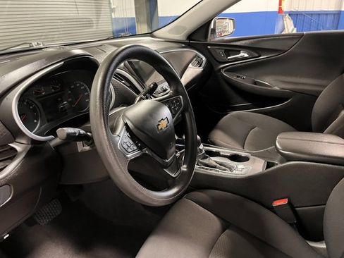 Used 2023 Chevrolet Malibu LT image 23
