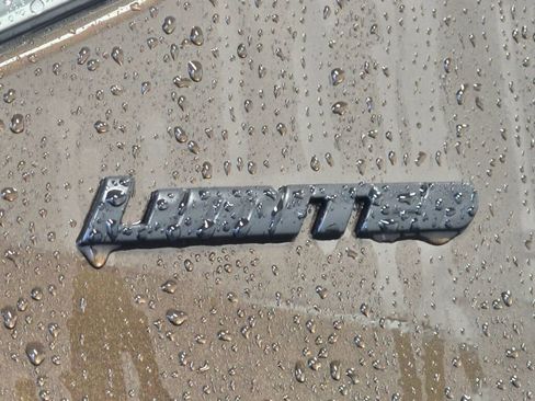 Used 2022 Toyota Tundra Limited image 30