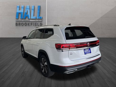 New 2026 Volkswagen Atlas SE image 3