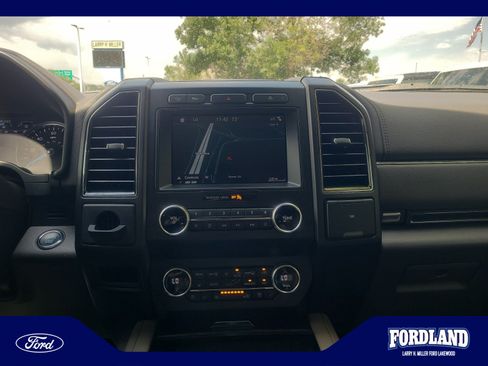 Used 2019 Ford Expedition Max Limited AWD/4WD image 12