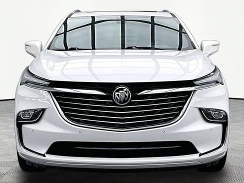 Used 2024 Buick Enclave Essence w/ Experience Buick Package AWD/4WD image 3
