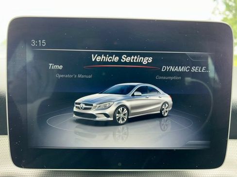 Used 2019 Mercedes-Benz CLA 250 4MATIC image 26
