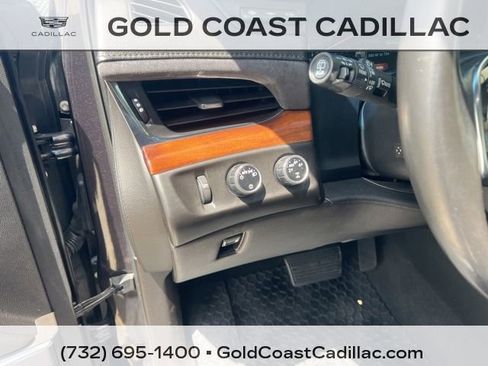 Used 2015 Cadillac Escalade ESV Premium AWD/4WD image 20