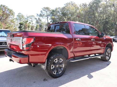 Used 2021 Nissan Titan Platinum Reserve w/ Moonroof Package image 4