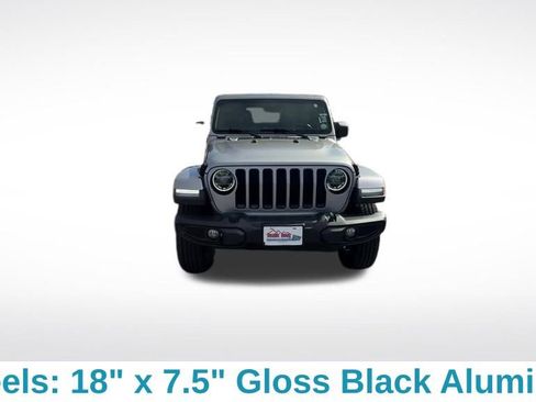 Used 2021 Jeep Wrangler Unlimited Sahara image 39