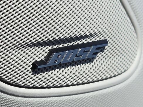 Used 2025 Honda Pilot Touring image 9