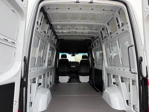 New 2025 Mercedes-Benz Sprinter 2500 image 23
