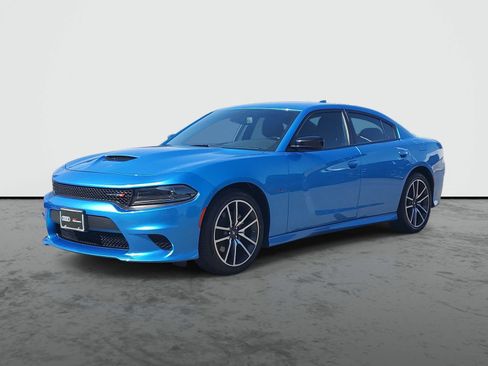 Used 2023 Dodge Charger R/T RWD image 2