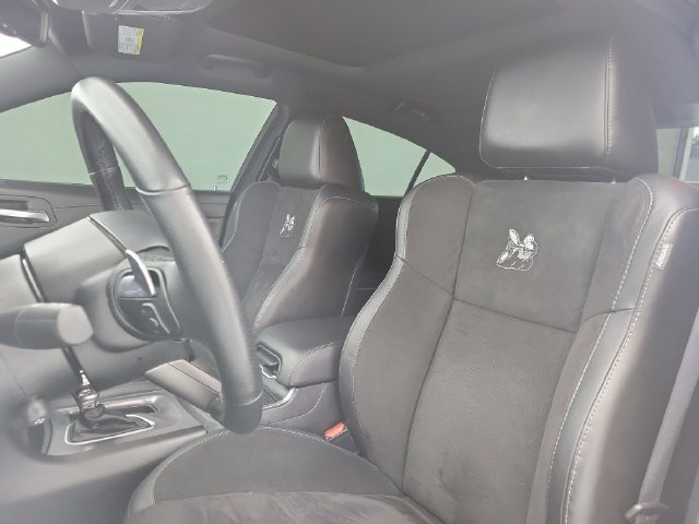 Used 2020 Dodge Charger Scat Pack w/ Dynamics Package RWD image 17