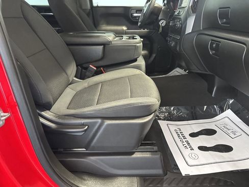 Used 2019 Chevrolet Silverado 1500 Custom Trail Boss w/ Custom Convenience Package image 22