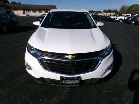 Used 2020 Chevrolet Equinox LT image 3