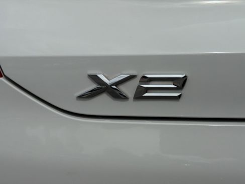Used 2019 BMW X2 sDrive28i FWD image 11