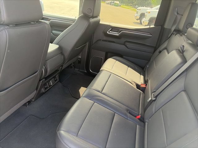 Used 2025 GMC Sierra 1500 SLT AWD/4WD image 11