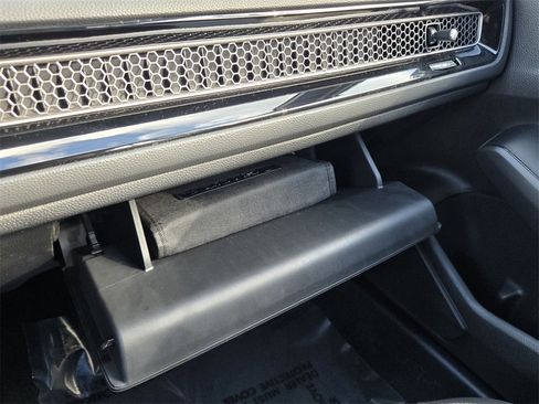 Used 2025 Honda Civic Sport image 22