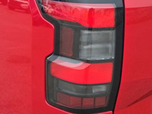Used 2022 Nissan Frontier S w/ Technology Package AWD/4WD image 10