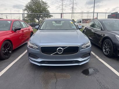 Used 2017 Volvo S90 T6 Momentum w/ Vision Package