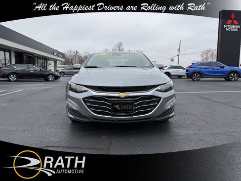 Used 2023 Chevrolet Malibu LT image 3