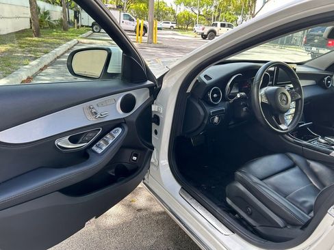 Used 2016 Mercedes-Benz C 300 4MATIC Sedan image 15
