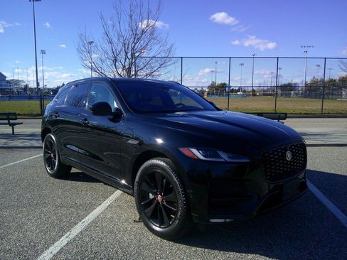 Used 2021 Jaguar F-PACE S image 5