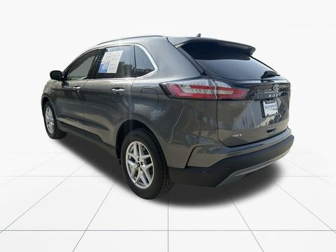 Used 2024 Ford Edge SEL w/ Convenience Package AWD/4WD image 6