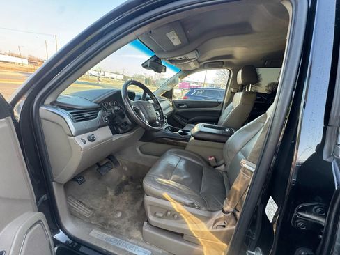 Used 2015 Chevrolet Tahoe LT RWD image 12