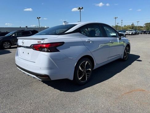 New 2025 Nissan Versa SR w/ Trunk Package image 5