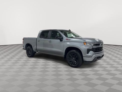 Used 2024 Chevrolet Silverado 1500 RST w/ Z71 Off-Road Package AWD/4WD image 2